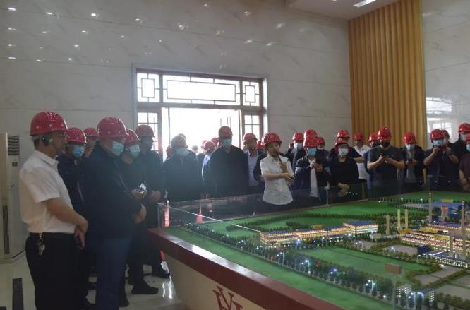 唐山市生态环境局党组书记、局长高庆利偕唐山市多家钢铁企业负责人到裕华钢铁考察交流